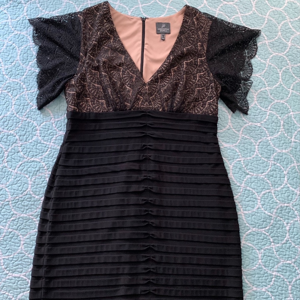 Adrianna Papell Short Sleeve Lace V-Neck Dress